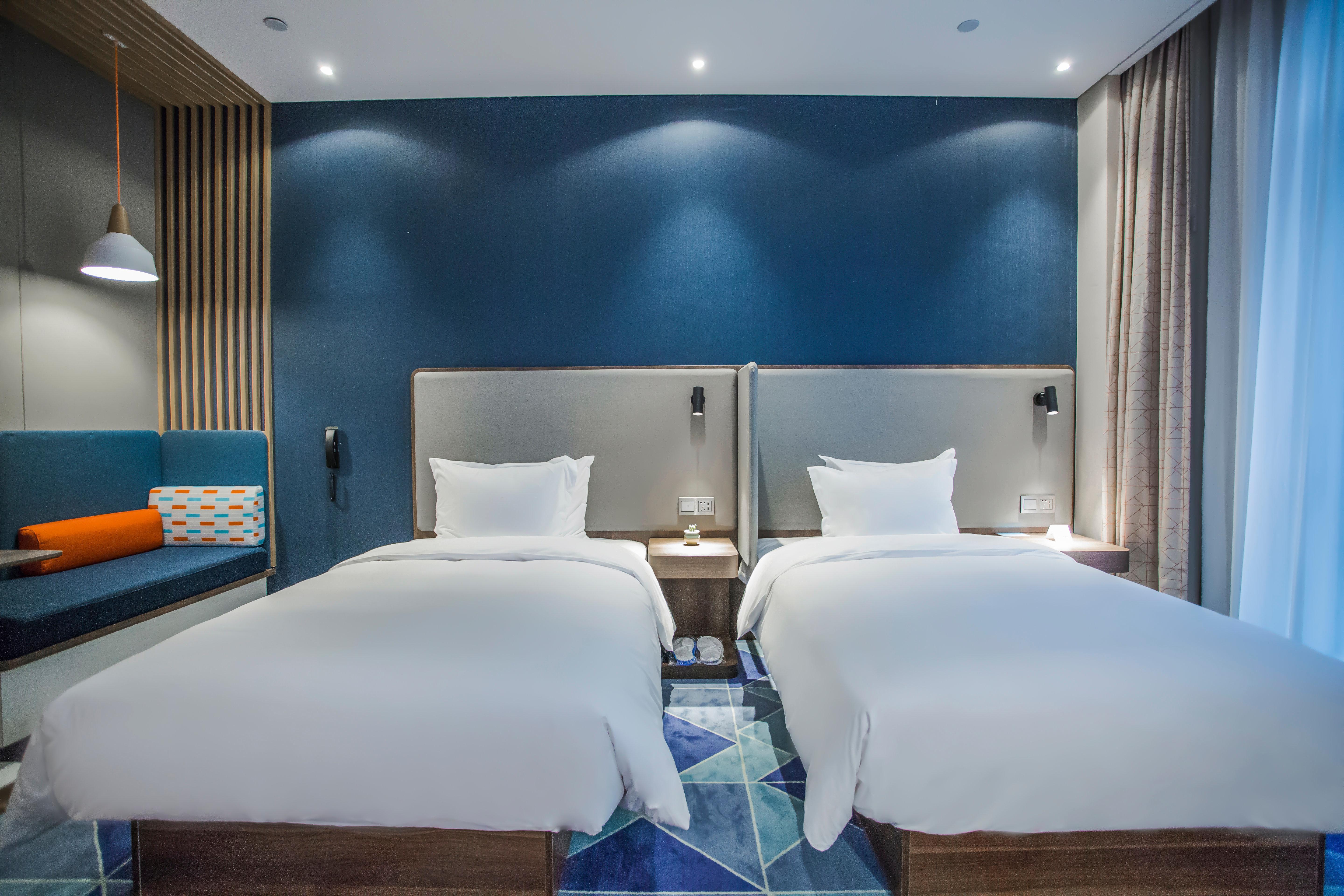 Holiday Inn Express Shanghai Pudong Chuansha, An Ihg Hotel Kültér fotó